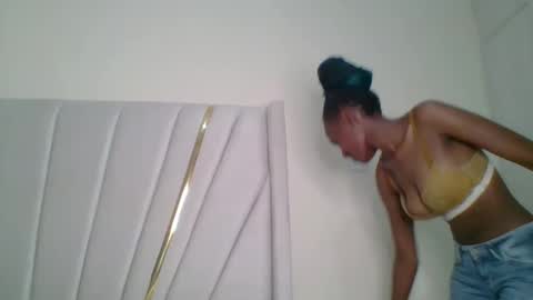 sexy_lucy012 online show from March 2025 11:48:01 AM