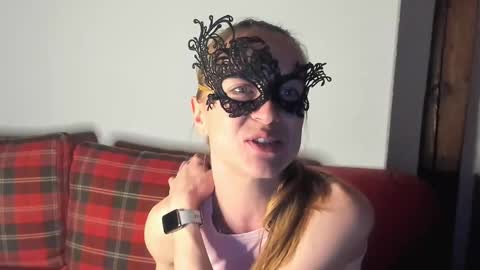 Marlen online show from February 2025 09:48:01 PM