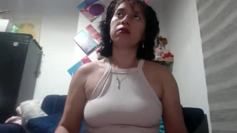 Snapshot of sexy_mary_69 chatting on October 2025 11:38:01 PM Mary online show from October 2025 11:38:01 PM