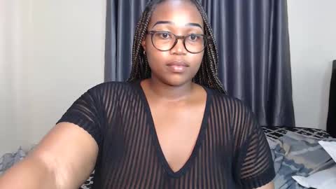 Snapshot of sexy_mistress5 chatting on November 2025 10:05:01 AM sexy online show from November 2025 10:05:01 AM