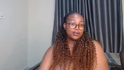 Snapshot of sexy_mistress5 chatting on November 2025 02:33:01 AM sexy online show from November 2025 02:33:01 AM