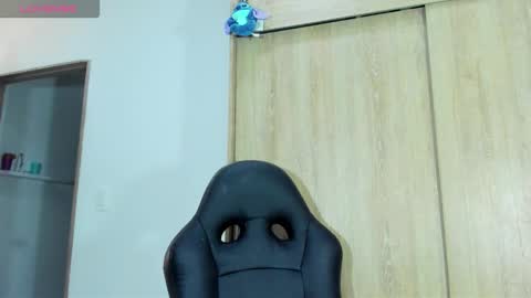 sexy_nicole_ricutty online show from September 2025 11:18:02 PM