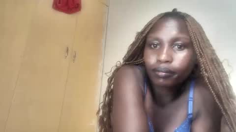 Snapshot of sexy_queenebony chatting on October 2025 05:13:01 PM sexy_queenebony online show from October 2025 05:13:01 PM