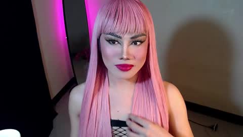 Snapshot of sexy_rc18 chatting on December 2024 10:09:02 PM RC online show from December 2024 10:09:02 PM