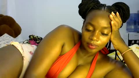 laura online show from February 2025 06:53:02 AM