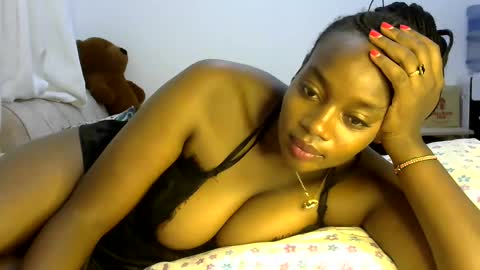 laura online show from February 2025 05:47:01 PM