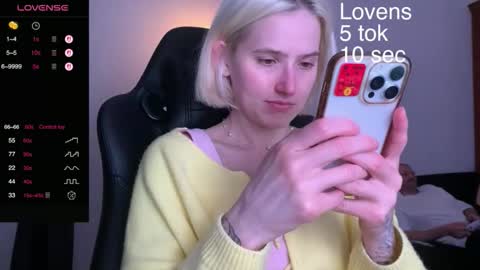 Sexy-Sweets online show from September 2025 04:44:02 PM