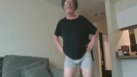 Daddy online show from February 2025 07:52:01 PM
