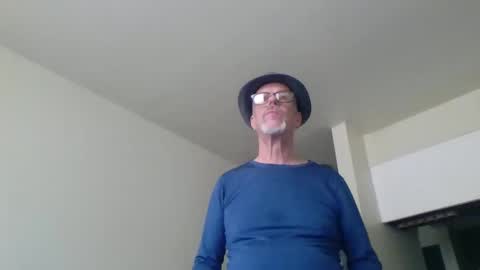 Daddy online show from March 2025 10:43:02 PM