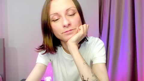 Snapshot of sexy_wise_kind chatting on October 2025 11:41:02 PM Mandy Green online show from October 2025 11:41:02 PM