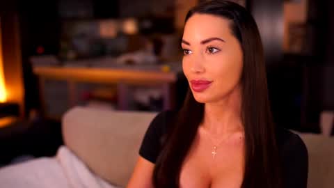 Snapshot of sexyassistant_ chatting on March 2025 07:45:02 PM Sandra online show from March 2025 07:45:02 PM