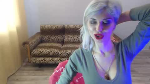 sexybeatriice online show from February 2025 01:19:02 PM