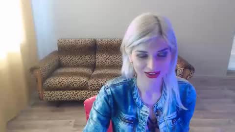 sexybeatriice online show from February 2025 07:28:01 AM