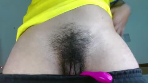 Iker online show from October 2025 05:43:01 PM