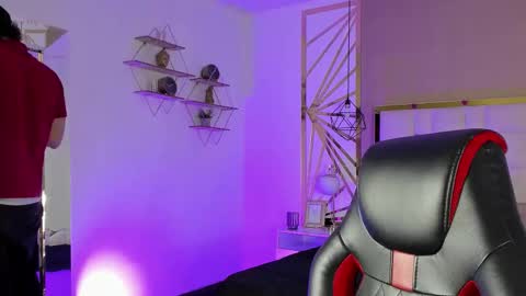 owen sky online show from October 2025 01:03:02 PM