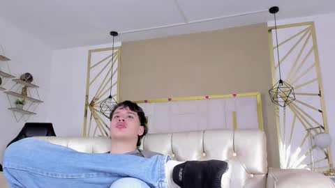 owen sky online show from October 2025 11:54:02 AM