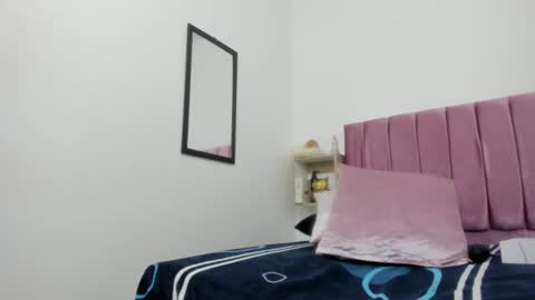 sexybrown_2005 online show from December 2024 02:23:01 AM