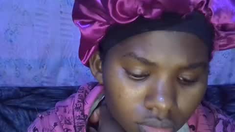 sexydoll002 online show from September 2025 06:32:02 PM