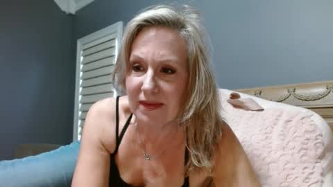 LisaisLuscious online show from December 2024 09:17:02 PM