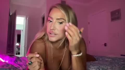 Ashley Love online show from September 2025 09:36:02 AM