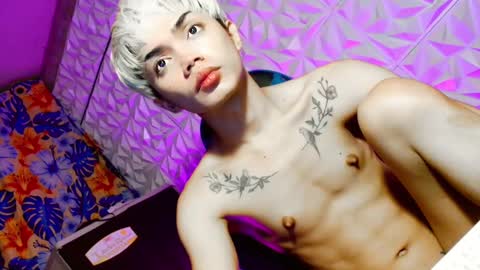 sexyhotbabe18 online show from February 2025 09:48:02 PM