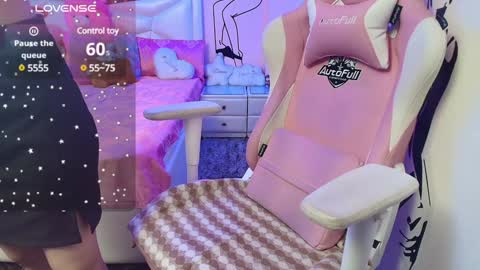 sexyislive online show from January 2025 12:05:01 PM