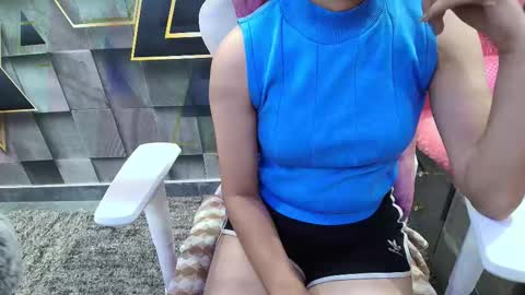 sexyislive online show from October 2025 05:43:01 PM