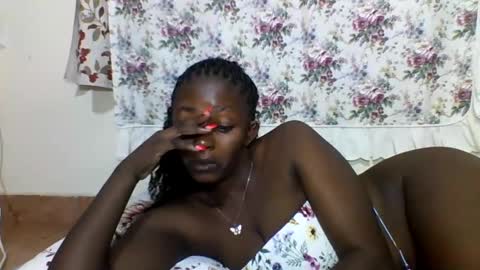 JOAN online show from February 2025 05:52:01 AM