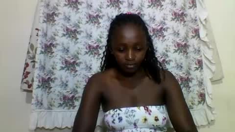 JOAN online show from February 2025 04:59:02 PM