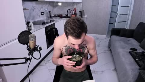 Snapshot of sexykolya chatting on March 2025 02:26:01 AM Kolya online show from March 2025 02:26:01 AM