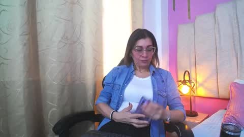 SexyLaddy   online show from September 2025 03:00:02 PM