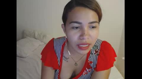 Snapshot of sexyloba_ chatting on February 2025 10:36:01 PM sexyloba independent model online show from February 2025 10:36:01 PM