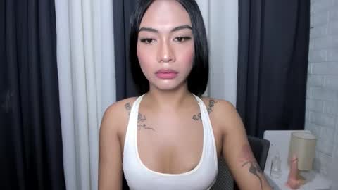 Snapshot of sexylovesappira chatting on October 2025 08:00:02 AM maxine online show from October 2025 08:00:02 AM