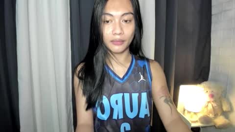 Snapshot of sexylovesappira chatting on November 2025 04:20:01 PM maxine online show from November 2025 04:20:01 PM