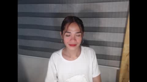 Lunox3 online show from October 2025 09:15:01 PM