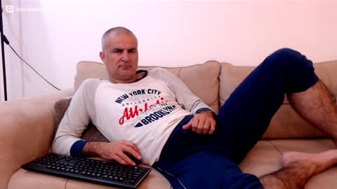 Snapshot of sexymaja77 chatting on October 2025 07:58:01 PM David online show from October 2025 07:58:01 PM