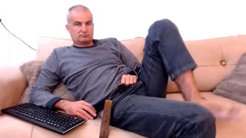 Snapshot of sexymaja77 chatting on October 2025 04:37:01 AM David online show from October 2025 04:37:01 AM