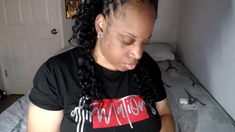 SexyMona online show from October 2025 06:23:01 AM