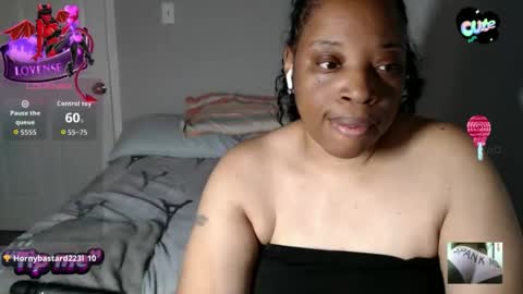 SexyMona online show from October 2025 02:01:02 AM