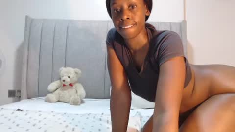 Snapshot of sexymonalisa1 chatting on September 2025 05:02:01 PM sexymonalisa1 online show from September 2025 05:02:01 PM