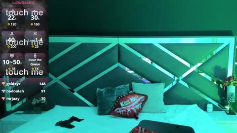 N A F online show from October 2025 08:13:02 AM