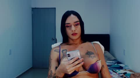 Natalia Duran online show from December 2024 06:26:01 PM
