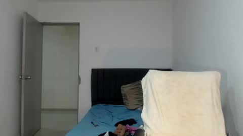 Snapshot of sexynatalia25 chatting on October 2025 01:01:02 AM Natalia Duran online show from October 2025 01:01:02 AM