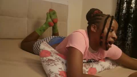 nina online show from October 2025 08:30:02 PM