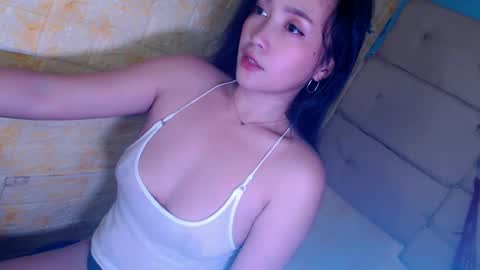 Snapshot of sexypinaymiya chatting on January 2025 05:23:02 AM Miyah online show from January 2025 05:23:02 AM