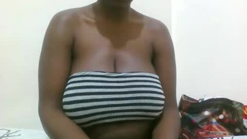 Snapshot of sexyrhany20 chatting on October 2025 07:03:01 PM sexyrhany20 online show from October 2025 07:03:01 PM