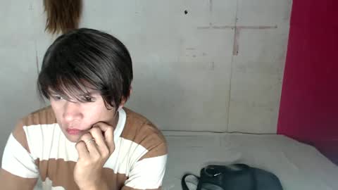 Snapshot of sexyseductionxx chatting on January 2025 12:16:02 PM carl online show from January 2025 12:16:02 PM