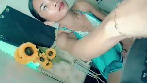 sexyshinixx online show from October 2025 08:40:01 PM