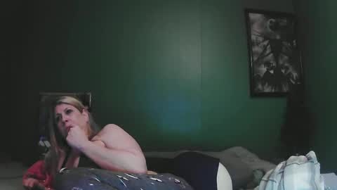 Snapshot of sexystripper69 chatting on February 2025 03:43:02 AM sexystripper69 online show from February 2025 03:43:02 AM