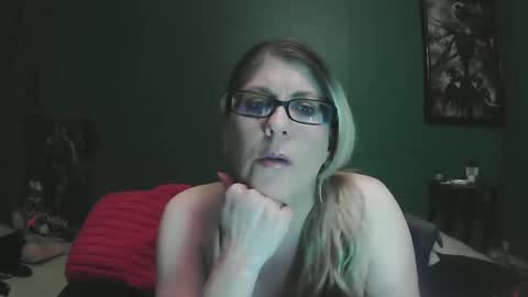 Snapshot of sexystripper69 chatting on October 2025 04:13:01 AM sexystripper69 online show from October 2025 04:13:01 AM